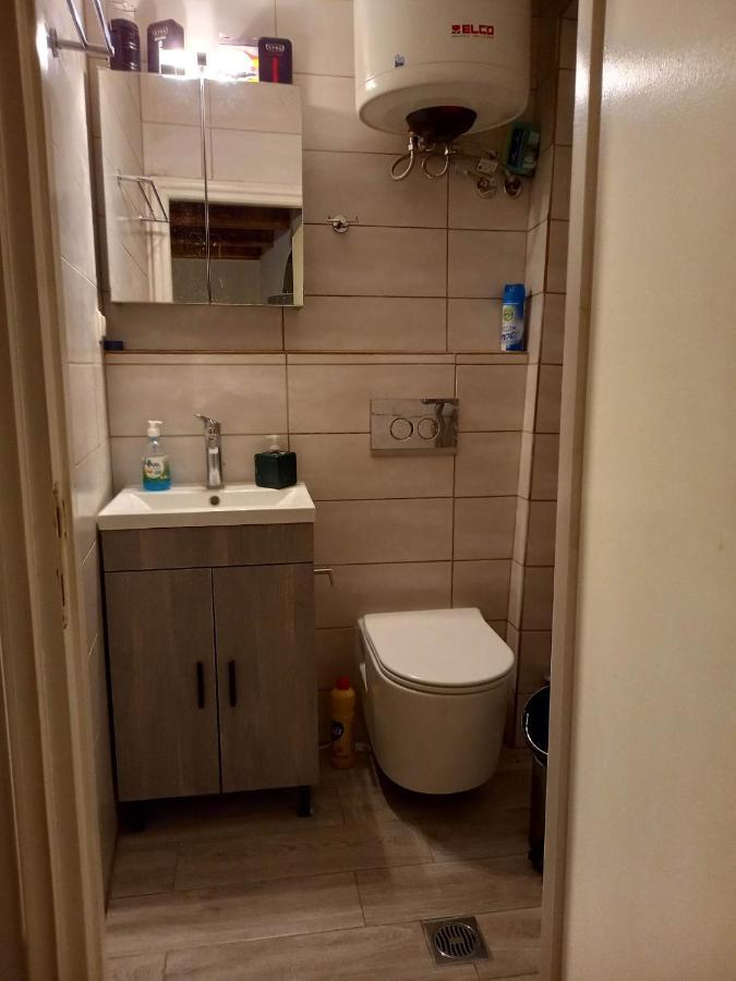 Fofi Apartment Agioi Deka  ภายนอก รูปภาพ